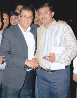 Chetan Bhagat with GIIT